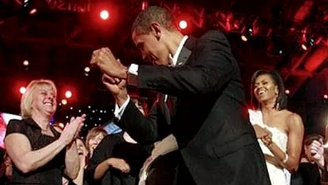 Barack Obama s-a lasat dansat de cantareata Thalia (Video)