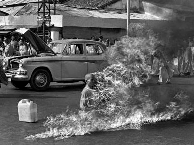 Photograph of Thich Quang Duc's self-immolation in protest over persecution of Buddhists in South Vietnam - Malcolm Browne, 1963