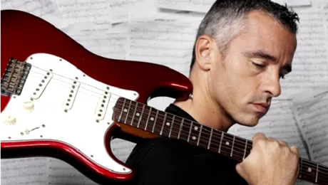 Eros Ramazzotti s-a căsătorit în secret! Uite cât de frumoasă este soţia lui