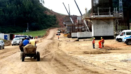 Doi muncitori au murit pe santierul Autostrazii Transilvania!