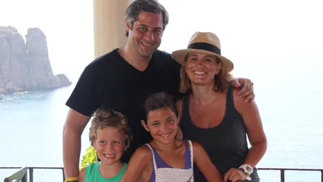 Andreea Esca s-a distrat cu familia în Turcia