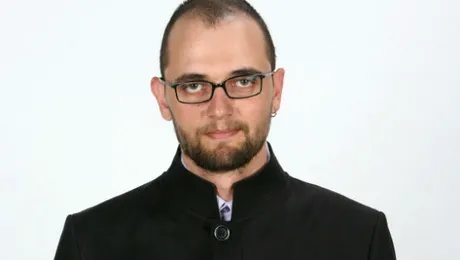 Cum arată soţia lui Oreste. S-au înşelat reciproc, iar căsnicia lor a fost greu pusă la încercare. “Lili şi-a găsit un amant, iar eu, o doamnă bine”