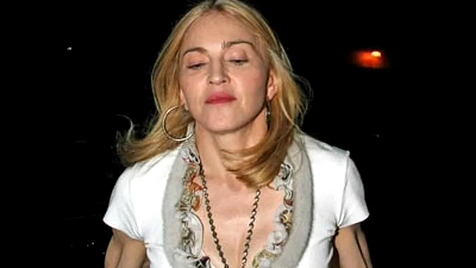 Lectie de anatomie socanta cu Madonna (Poze)