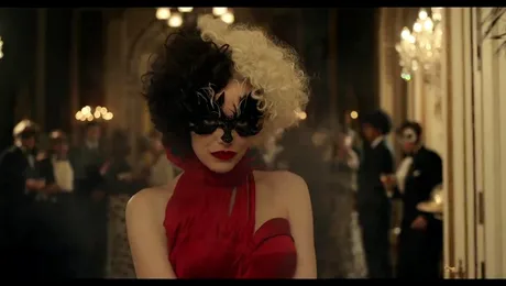 Filmul „Cruella”, cu Emma Stone în rol principal, va fi lansat în luna mai