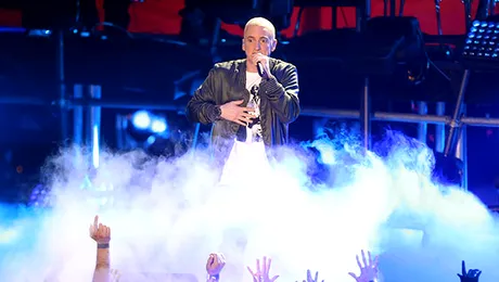 Eminem a intrat în Cartea Recordurilor