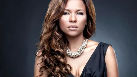 Sfâşietor! Nadine a crescut la orfelinat: „Am fost bătută foarte mulţi ani. Tatăl meu era african şi mama româncă”