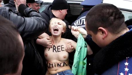 Fotografia zilei: Proteste și protestatari