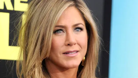 Actriţa Jennifer Aniston dată în judecată