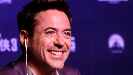 Robert Downey Jr. şi-a lansat cont pe Twitter. A atras un milion de fani în 24 de ore!