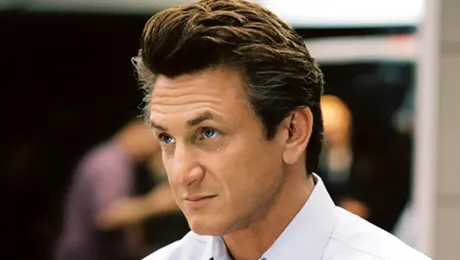 Sean Penn s-a combinat cu manechinul Jessica White