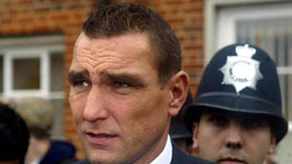 Vinnie Jones, fostul star al lui Chelsea, bataie ca-n filme intr-un bar! (Video Sport.ro)