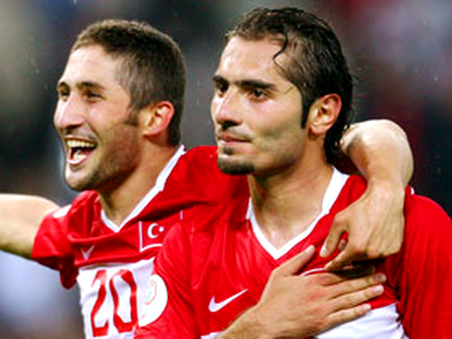 Turcia a eliminat Cehia de la Euro 2008