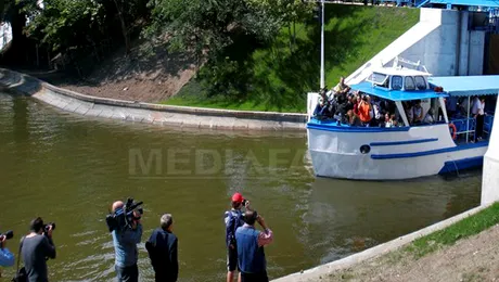 Astazi bucurestenii se pot plimba gratuit cu vaporasul pe lacul Herastrau