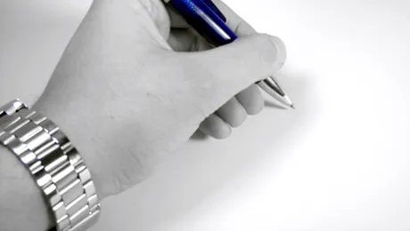 Stangacii sunt mai timizi decat dreptacii