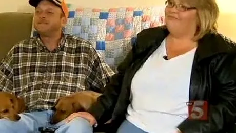 Au comandat junk food și au primit o pungă cu bani!