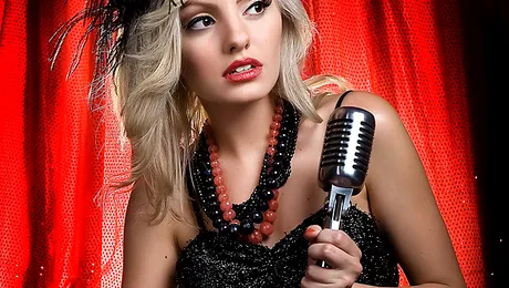 Alexandra Stan nu are timp pentru un iubit, ci doar pentru muzica (Interviu)