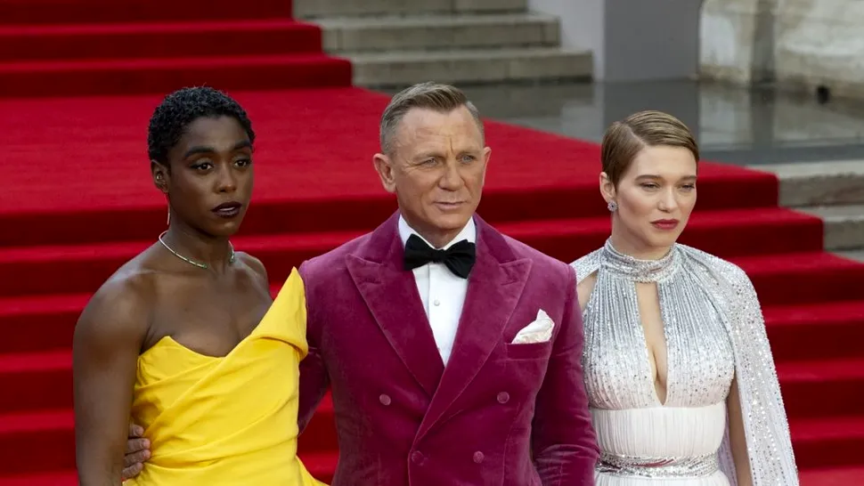 James Bond s-a întors: pleiadă de staruri la premiera mondială 