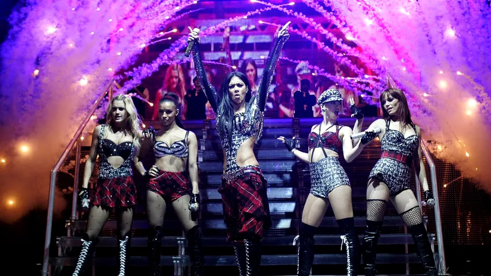 Nicole Scherzinger a respins acuzaţiile potrivit cărora a dorit renegocierea contractului pentru participarea la turneul de reunire Pussycat Dolls