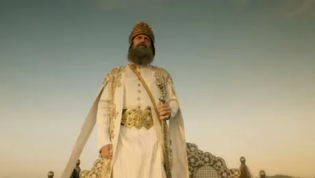 Halit Ergenc: “Vorbele pe care le spune Suleyman în ultimul episod mi-au răsunat mult timp în minte, după filmări…”