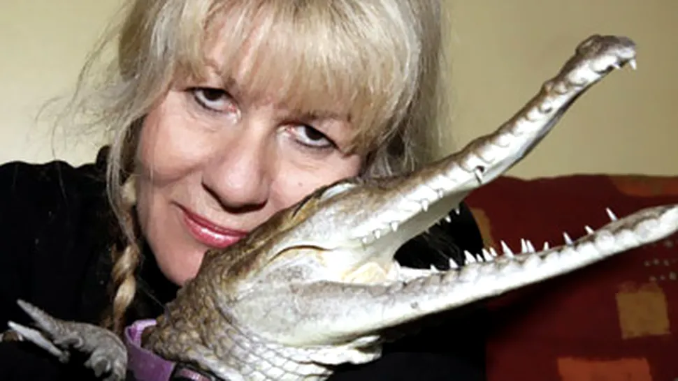 O femeie si-a parasit sotul pentru un crocodil