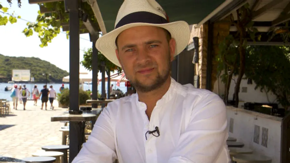 Cosmin Seleşi, răsfăţat cu o petrecere surpriză de ziua lui, în Grecia