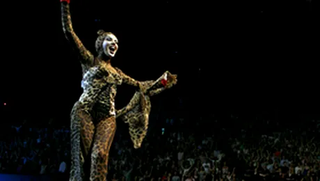 Kylie renunta la tinutele provocatoare