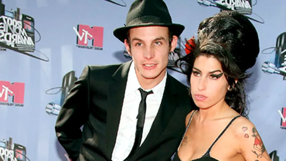 Amy Winehouse vrea sa-si puna pirostriile