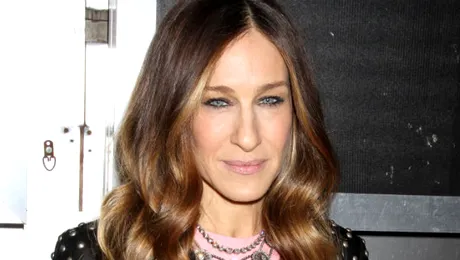 Sarah Jessica Parker lansează o colecţie de felicitări