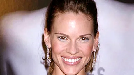 Hilary Swank, aviatoare fără permis de zbor