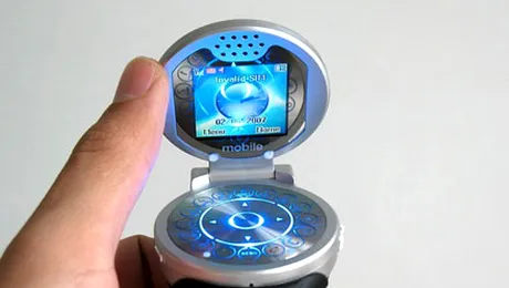 Cool G108, „ceas-mobilul” chinezesc