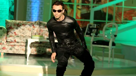 Razi Gogonea, românul care i-a învăţat pe britanici Matrix