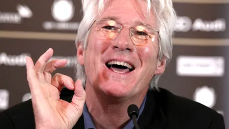 Richard Gere, confundat cu un cerșetor
