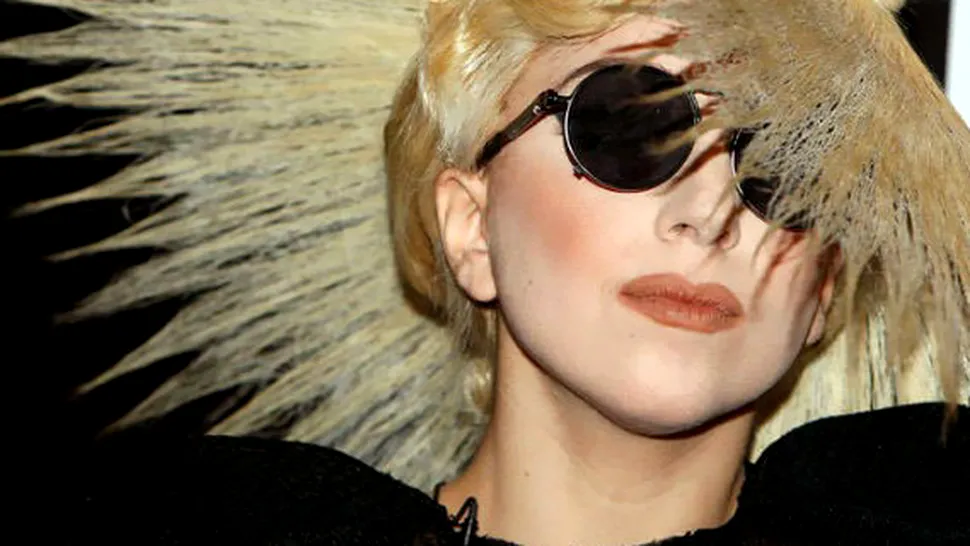 Lady GaGa, noul director de creatie al companiei Polaroid
