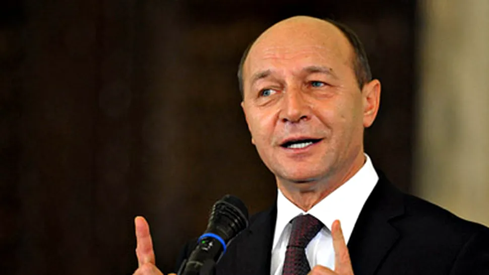 Basescu dicteaza programul 