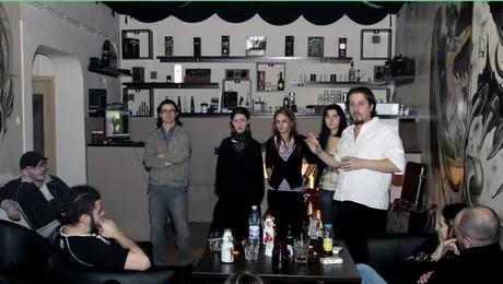 Teatrul Forum, spectacolul in care tu schimbi destinul personajelor (poze)