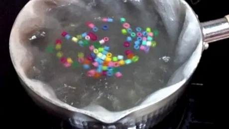 Japonezii au inventat cratița care amestecă singură (Video)