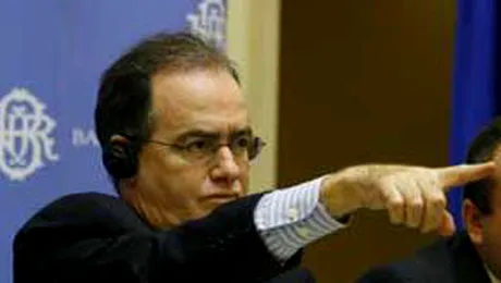 FMI: Politica salariala nu este complet transparenta