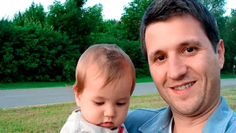 Andi Moisescu şi familia, vacanţă în lumea lui Peter Pan