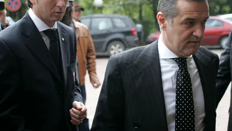 Gigi Becali si MM Stoica s-au „balacarit” in direct la TV! „Jigodie, te mananca pielea! / Taci cioban oparit!”