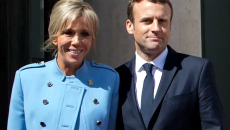 Motivul psihologic pentru care Brigitte Macron se îmbracă mereu în albastru