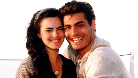 Terra Nostra revine Acasă în variantă originală