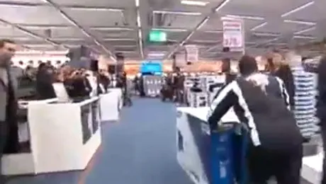 Dispari în 150 de secunde! (Video)