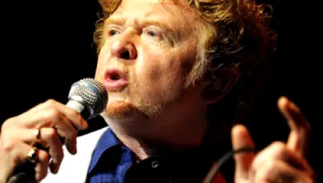 Cerbul de Aur va fi „pur si simplu rosu” (Simply Red)