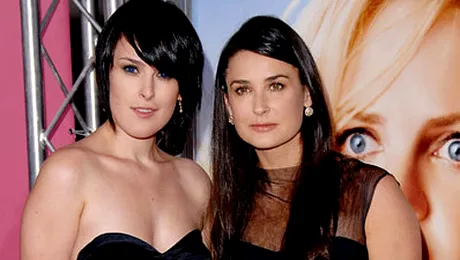 Demi Moore „fură” iubiții fiicelor ei