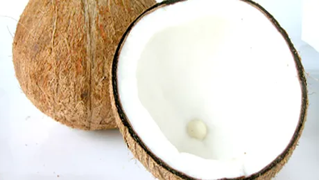 8 beneficii ale uleiului din nucă de cocos