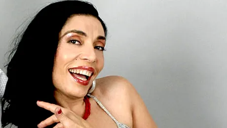 Anca Parghel a fost aplaudata si la inmormantare!