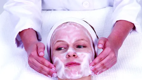 Câştigă lupta cu acneea! Sfaturi de la specialişti