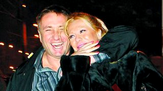 Simona Sensual si Maharu