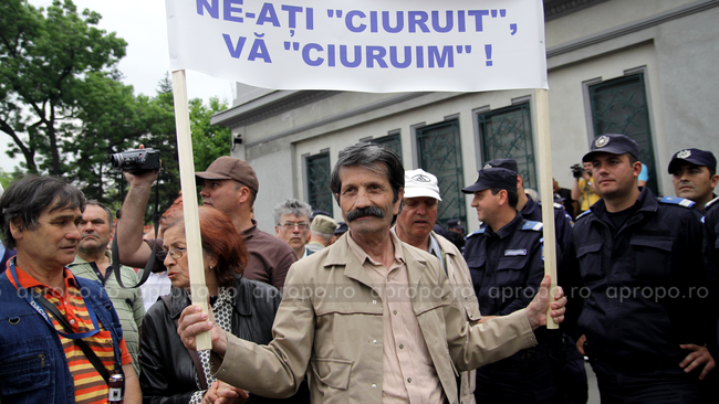 Mesaj pentru Basescu