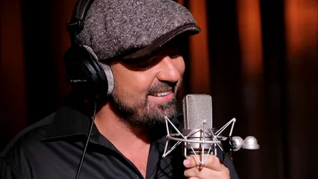 Horia Brenciu şi tatăl său, într-o fotografie de milioane: „Merită să-i dedic un moment special, nu-i aşa?”